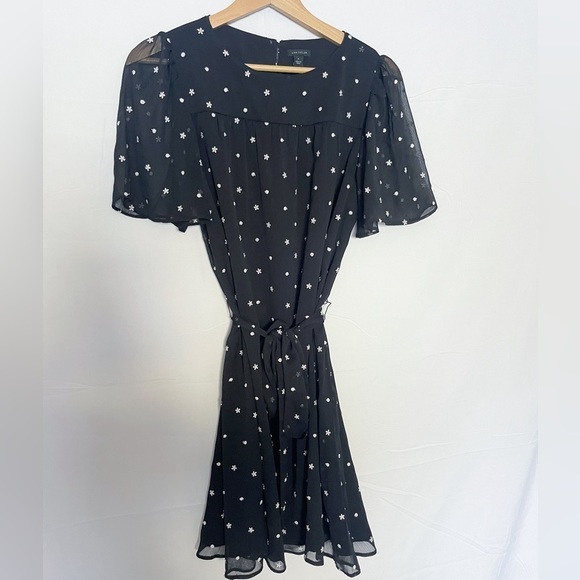 Ann Taylor Size M Black and white Floral embroidered shift dress with belt - Picture 5 of 12